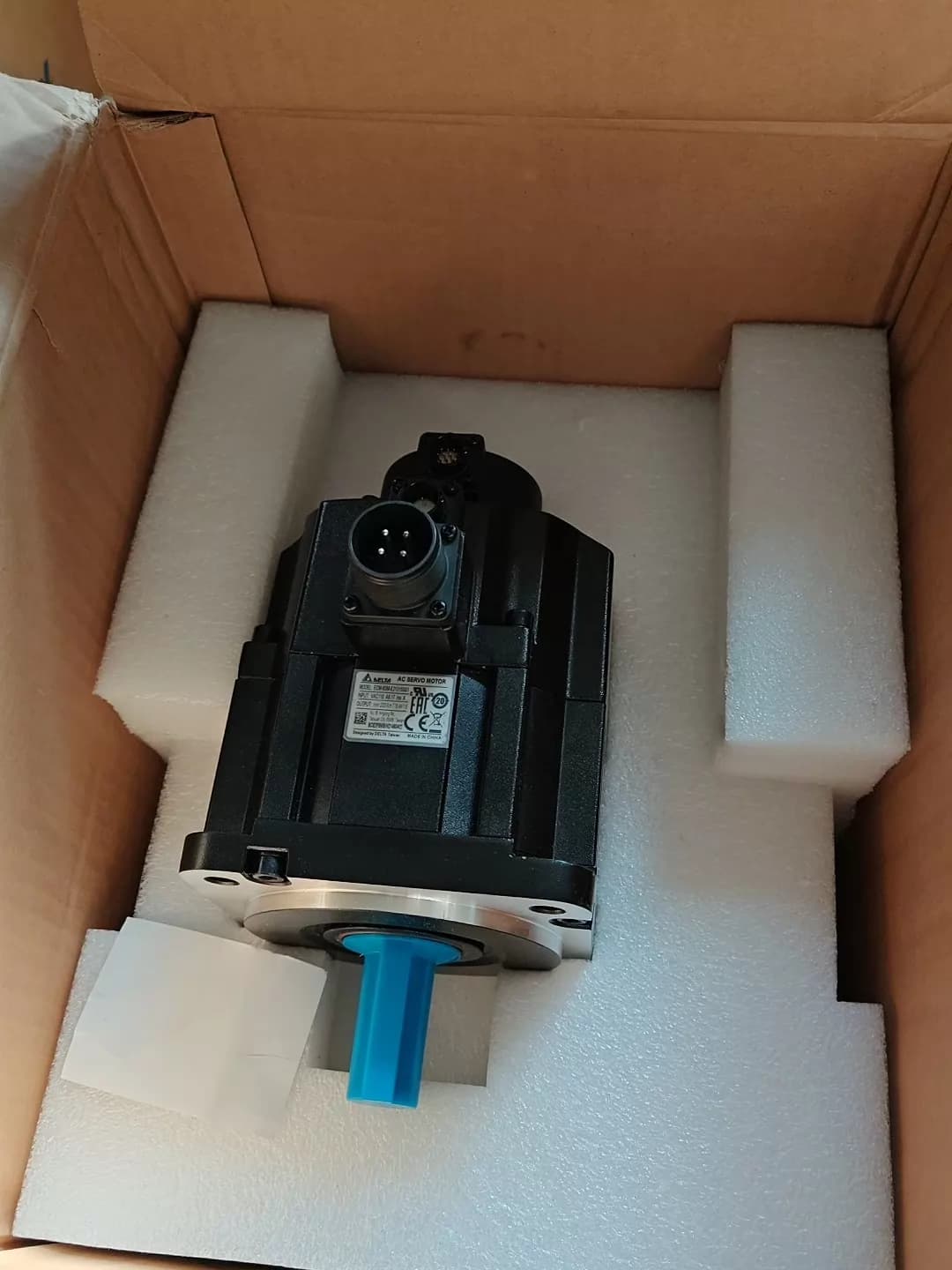 Convertitori di frequenza Delta ECM-B3M-E21315SS1 100% nuovissimo, originale e genuino, servomotore di azionamento
