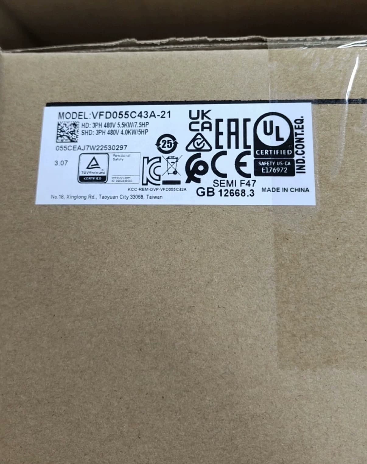 Servomotore di azionamento Delta VFD055C43A-21 convertitore di frequenza originale e genuino al 100% nuovo di zecca