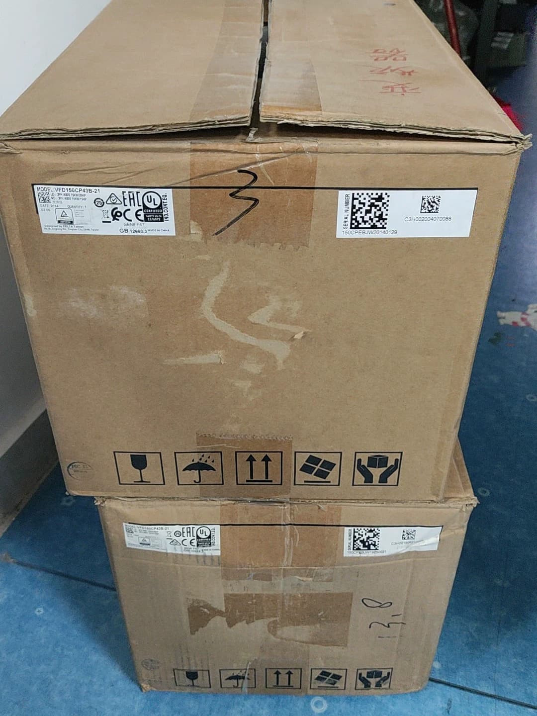 Convertitori di frequenza Delta VFD150CP43B-21 380V15KW 100% nuovo di zecca, originale e genuino Servomotore di azionamento