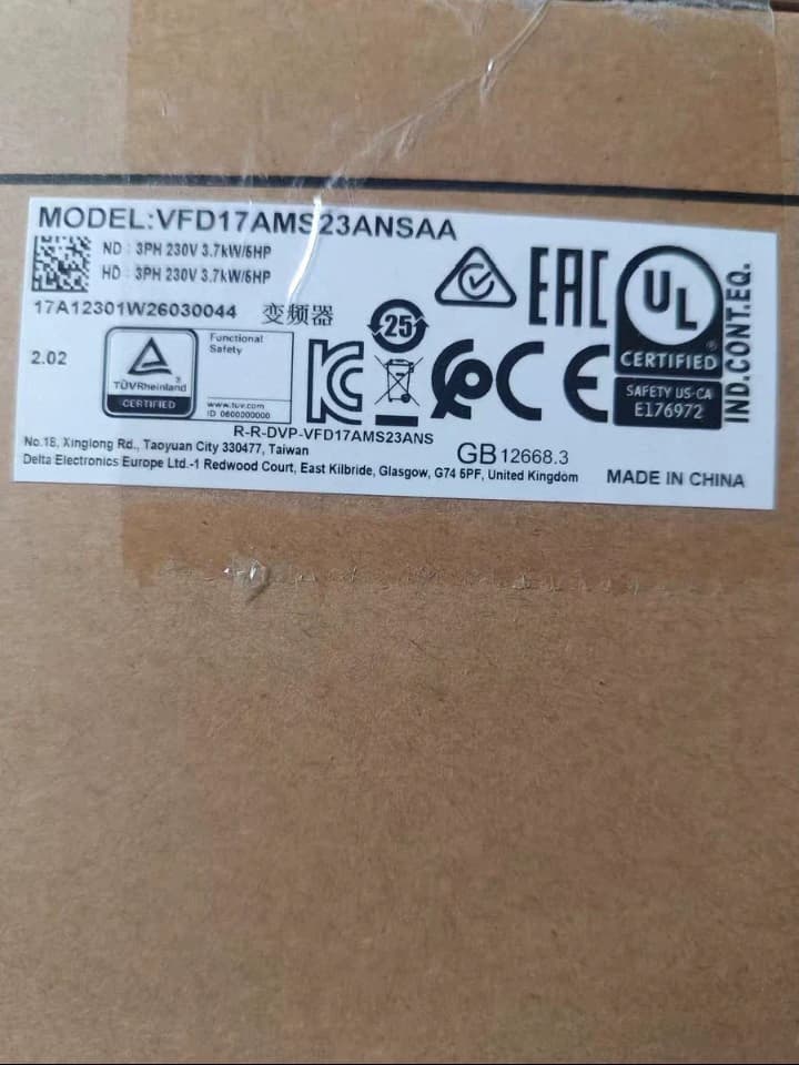 Convertitori di frequenza trifase 220 V Delta VFD17AMS23ANSAA 3.7KW trifase 220 V 100% nuovo di zecca originale Servomotore