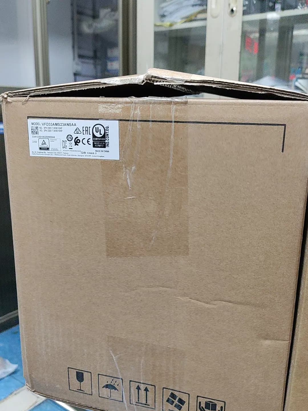 Convertitori di frequenza trifase 220 V Delta VFD33AMS23ANSAA 7,5KW trifase 220V Servomotore di azionamento 100% nuovo di zecca originale e genuino