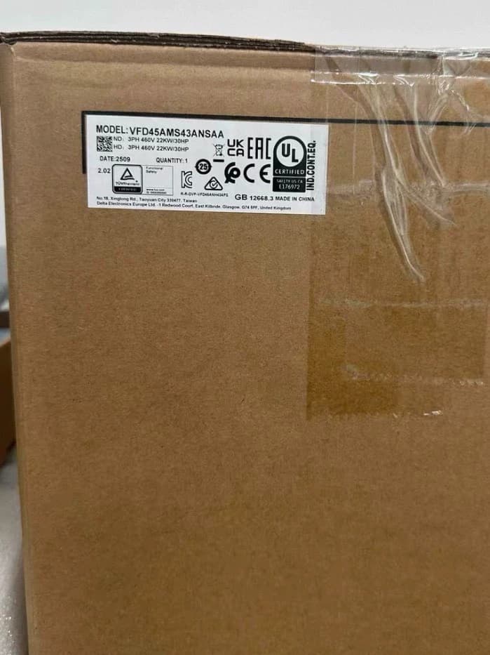 Convertitori di frequenza Delta VFD45AMS43ANSAA 380V/22KW 100% nuovissimo, originale e genuino, servomotore di azionamento