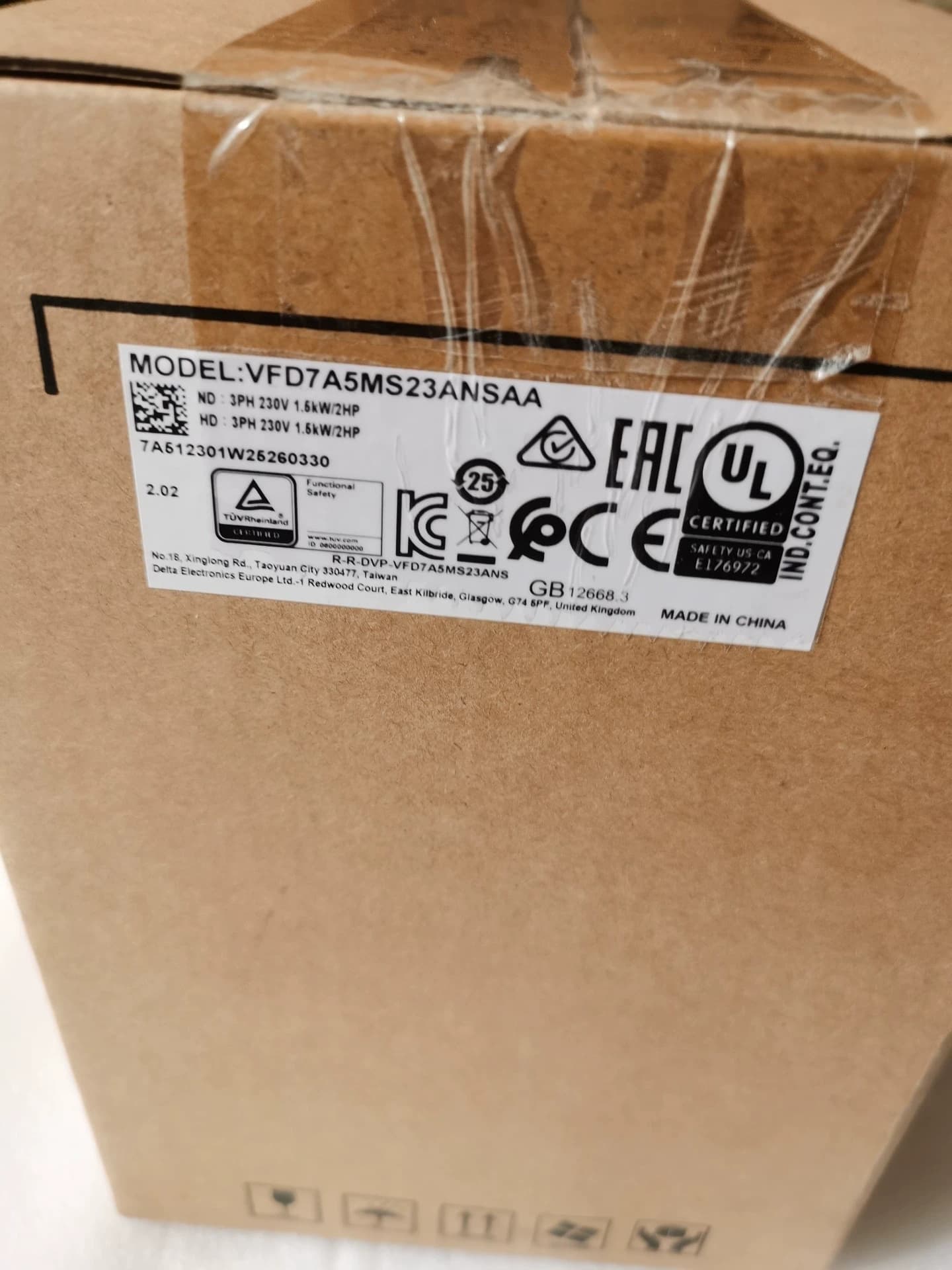Convertitori di frequenza trifase 220V Delta VFD7A5MS23ANSAA 1.5KW trifase 220V 100% nuovo di zecca Servomotore di azionamento