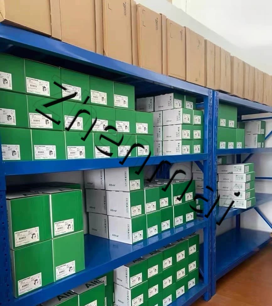 Schneider TM218LDA40DRN 100% nuovo, originale e genuino Convertitori di frequenza, interruttori automatici, contattori, dispositivi di protezione