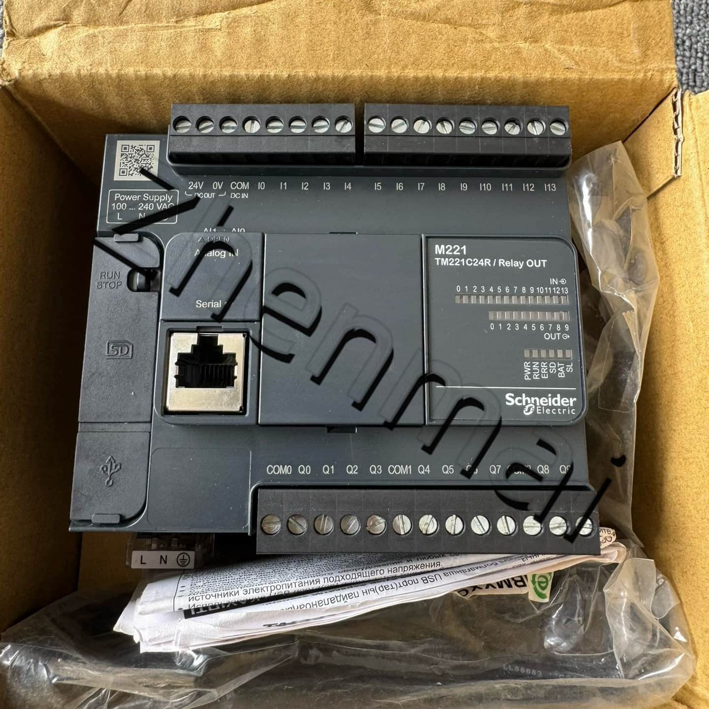 Schneider TM221CE24R 100% nuovo, originale e genuino Convertitori di frequenza, interruttori automatici, contattori, dispositivi di protezione