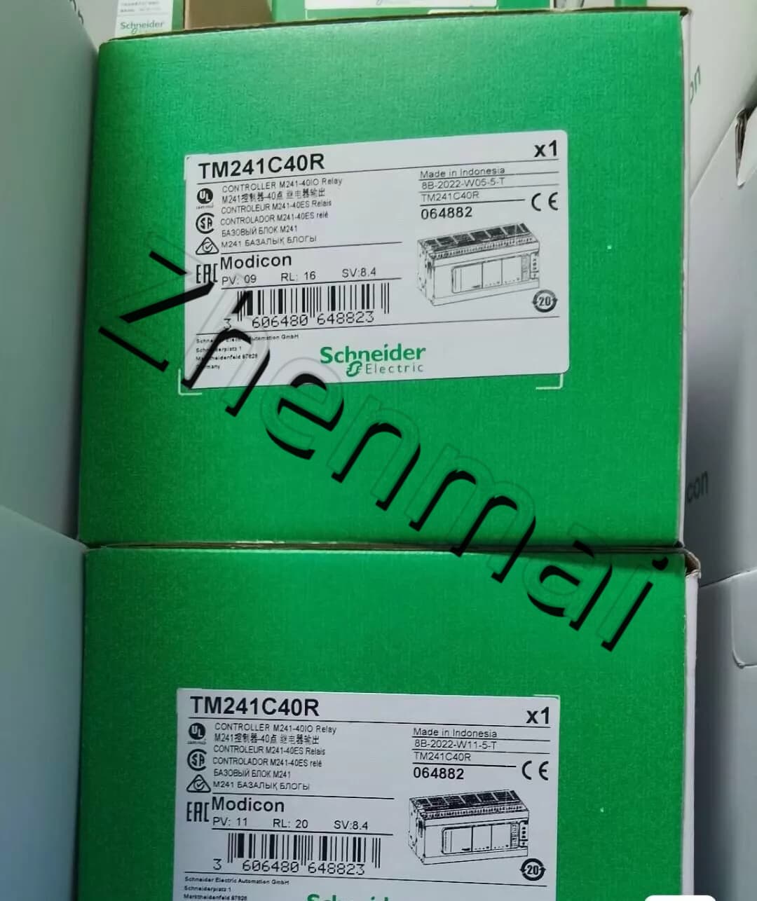 Convertitori di frequenza, interruttori automatici, contattori, dispositivi di protezione Schneider TM241C40R nuovissimo, originale e genuino al 100%