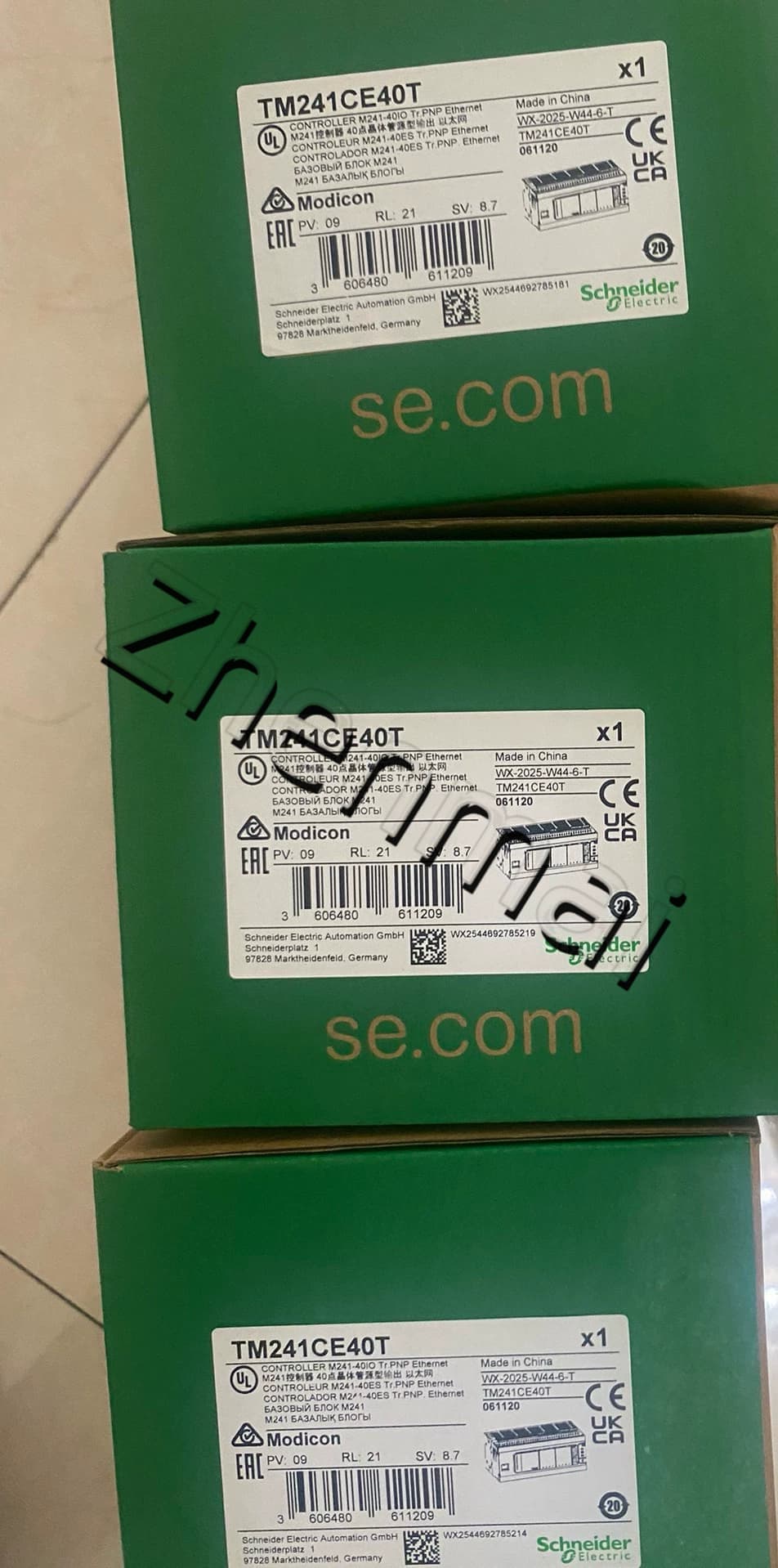 Schneider TM241CE40T 100% nuovo, originale e genuino Convertitori di frequenza, interruttori automatici, contattori, dispositivi di protezione