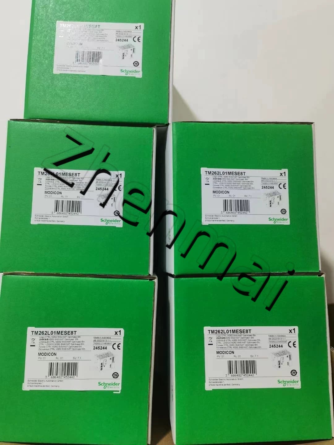 Schneider TM262L01MESE8T 100% nuovo, originale e genuino Convertitori di frequenza, interruttori automatici, contattori, dispositivi di protezione
