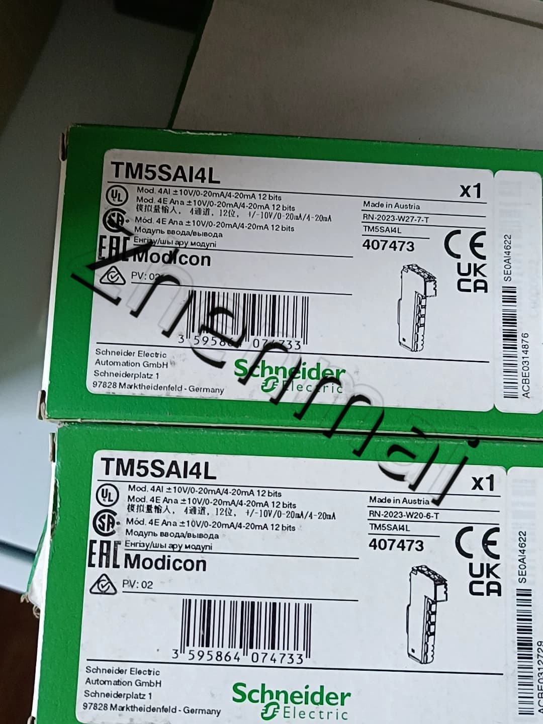 Schneider TM5SAI4L 100% nuovo, originale e originale Convertitori di frequenza, interruttori automatici, contattori, dispositivi di protezione