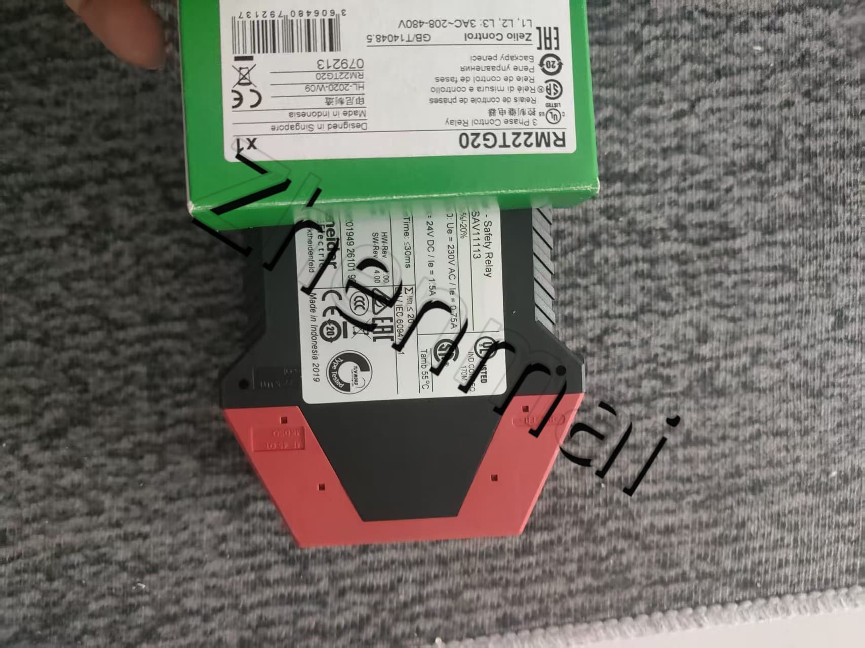 100% nuovo, originale e genuino Schneider XPSAV11113 Convertitori di frequenza, interruttori automatici, contattori, dispositivi di protezione