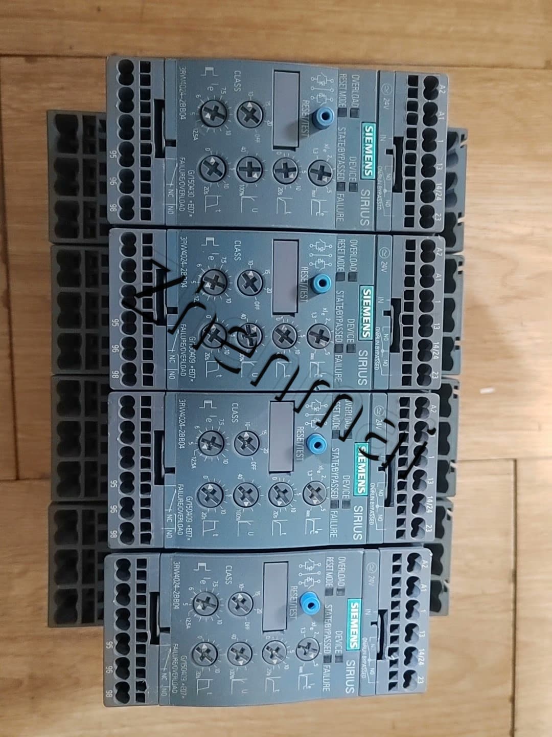 Soft Starter SIRIUS SOFT STARTER 3RW4027-1BB05 nuovo di zecca, originale, direttamente dalla fabbrica