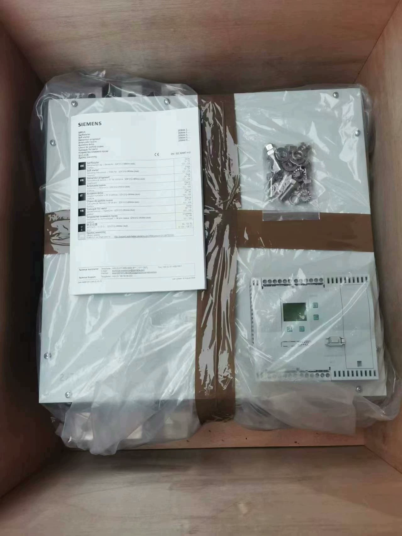 Siemens 3RW4466-6BC34 Soft Starter SIRIUS SOFT STARTER, nuovo di zecca, originale, direttamente dalla fabbrica