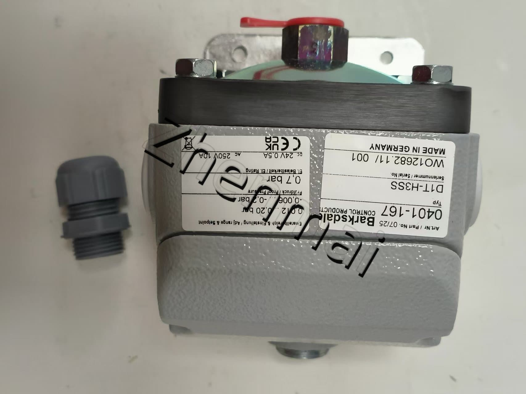 Brand New Original Barksdale 0401-167 D1T-H3SS Sensore di pressione Livellostato Flussostato Pressostato Spedizione veloce