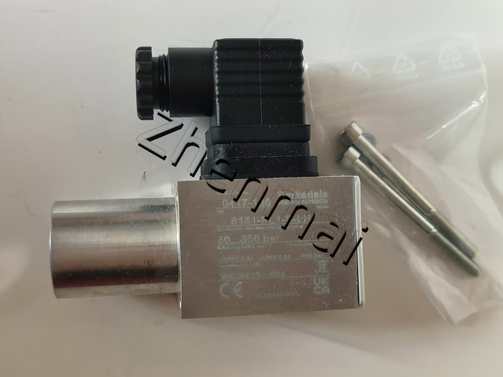 Brand New Original Barksdale 8151-PL1-B-LH 0417-136 Sensore di pressione Livellostato Flussostato Pressostato Spedizione veloce