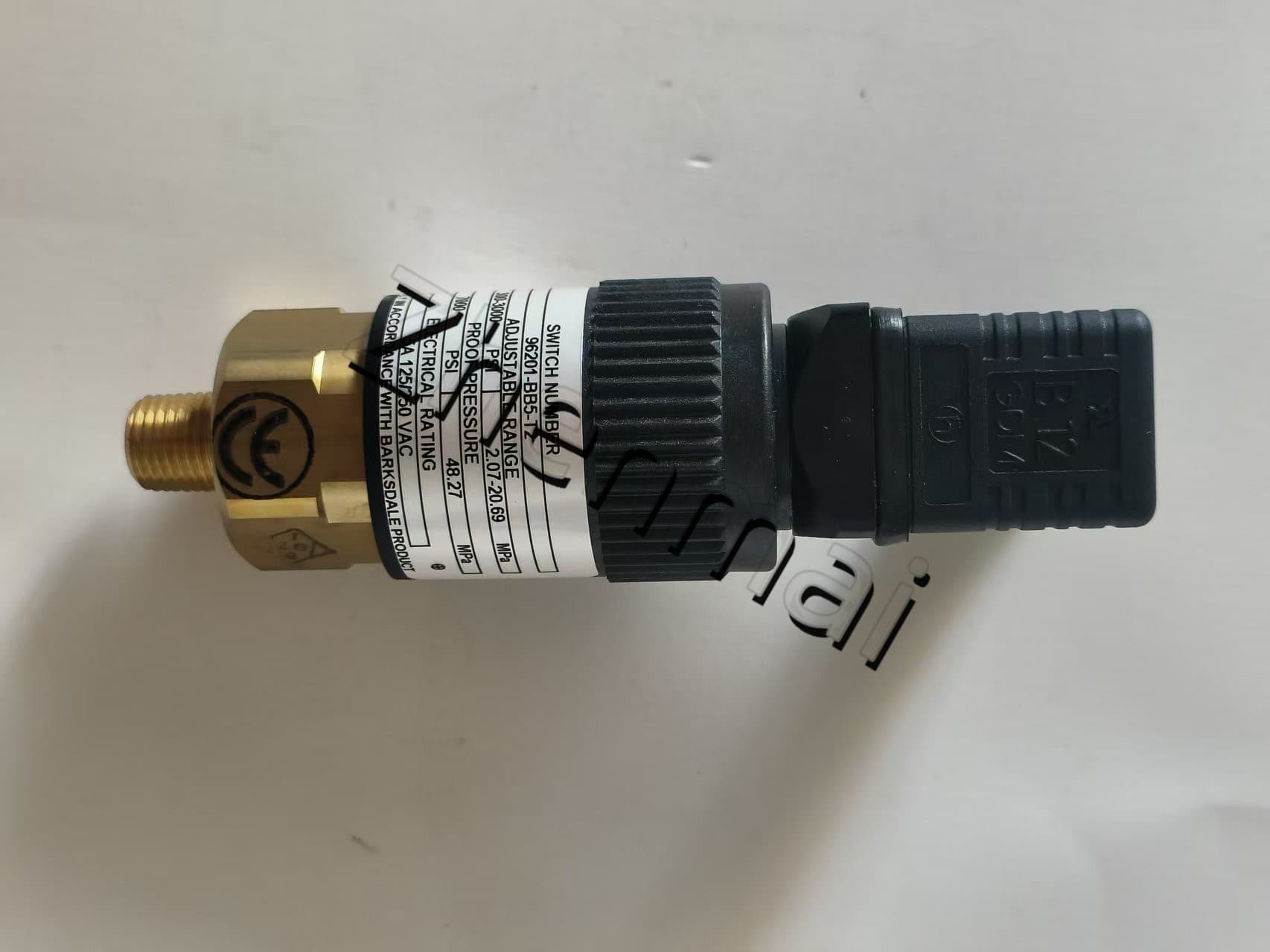 Brand New Original Barksdale 96201-BB5-T2 Sensore di pressione Interruttore di livello Flussostato Pressostato Spedizione veloce