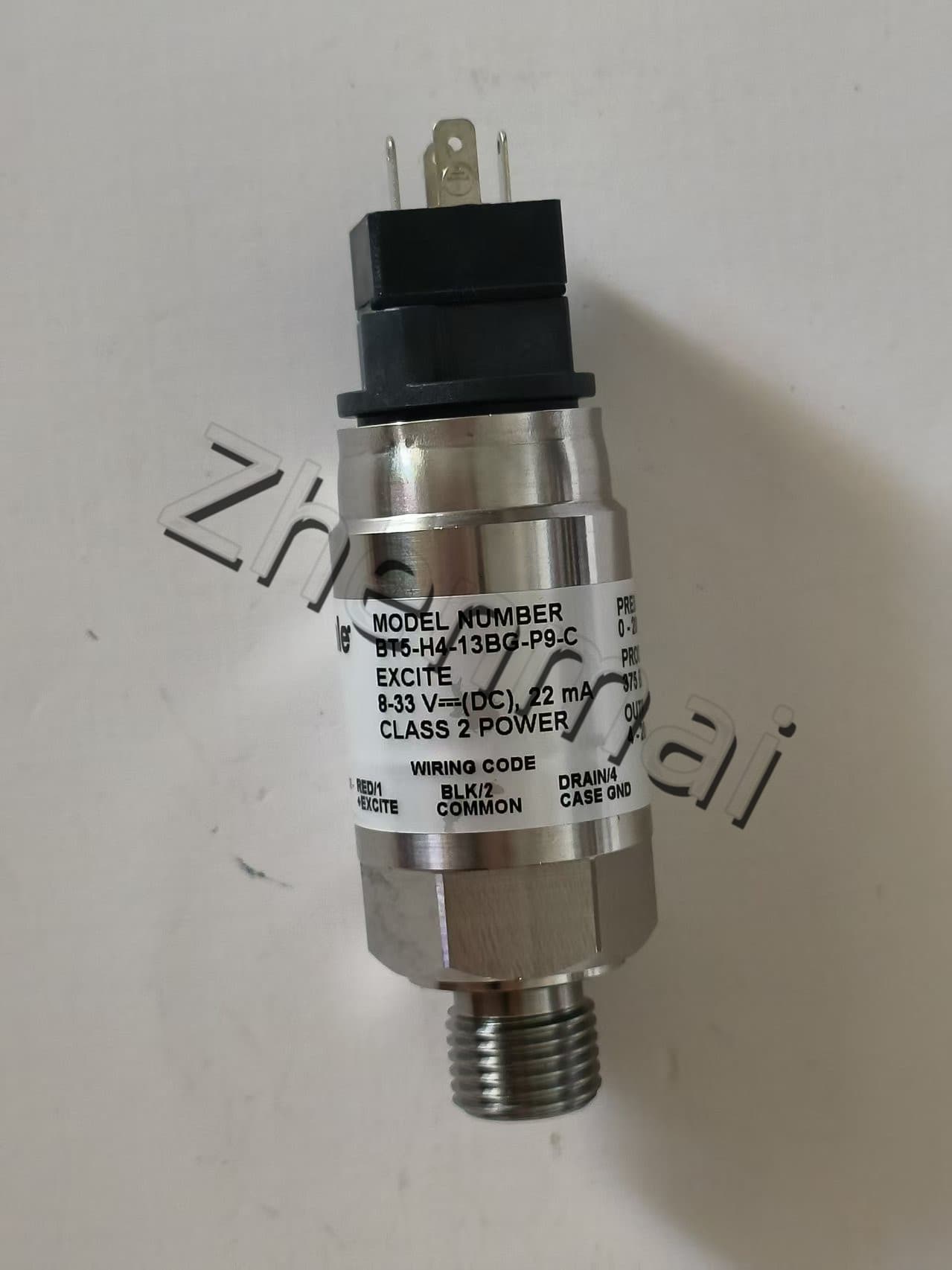 Brand New Original Barksdale BT5-H4-13BG-P9-C Sensore di pressione Livellostato Flussostato Pressostato Spedizione veloce