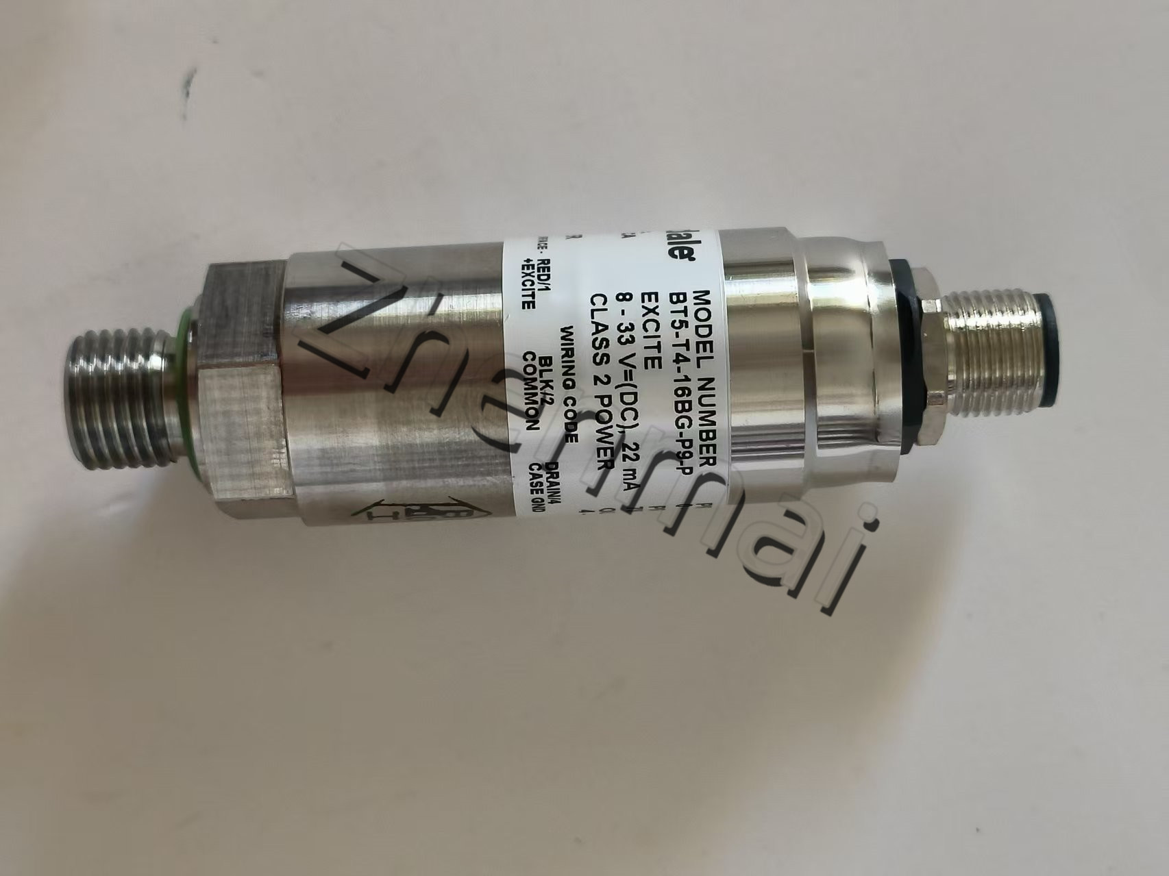 Brand New Original Barksdale BT5-T4-16BG-P9-P Sensore di pressione Livellostato Flussostato Pressostato Spedizione veloce