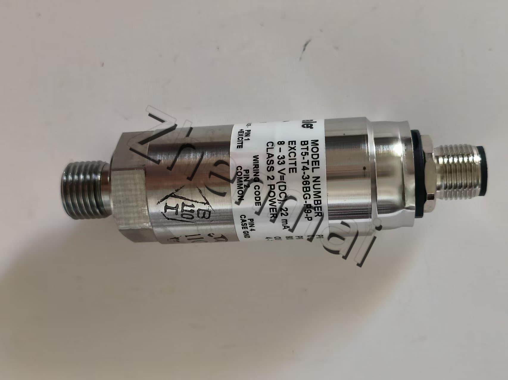 Brand New Original Barksdale BT5-T4-36BG-P9-P Sensore di pressione Livellostato Flussostato Pressostato Spedizione veloce
