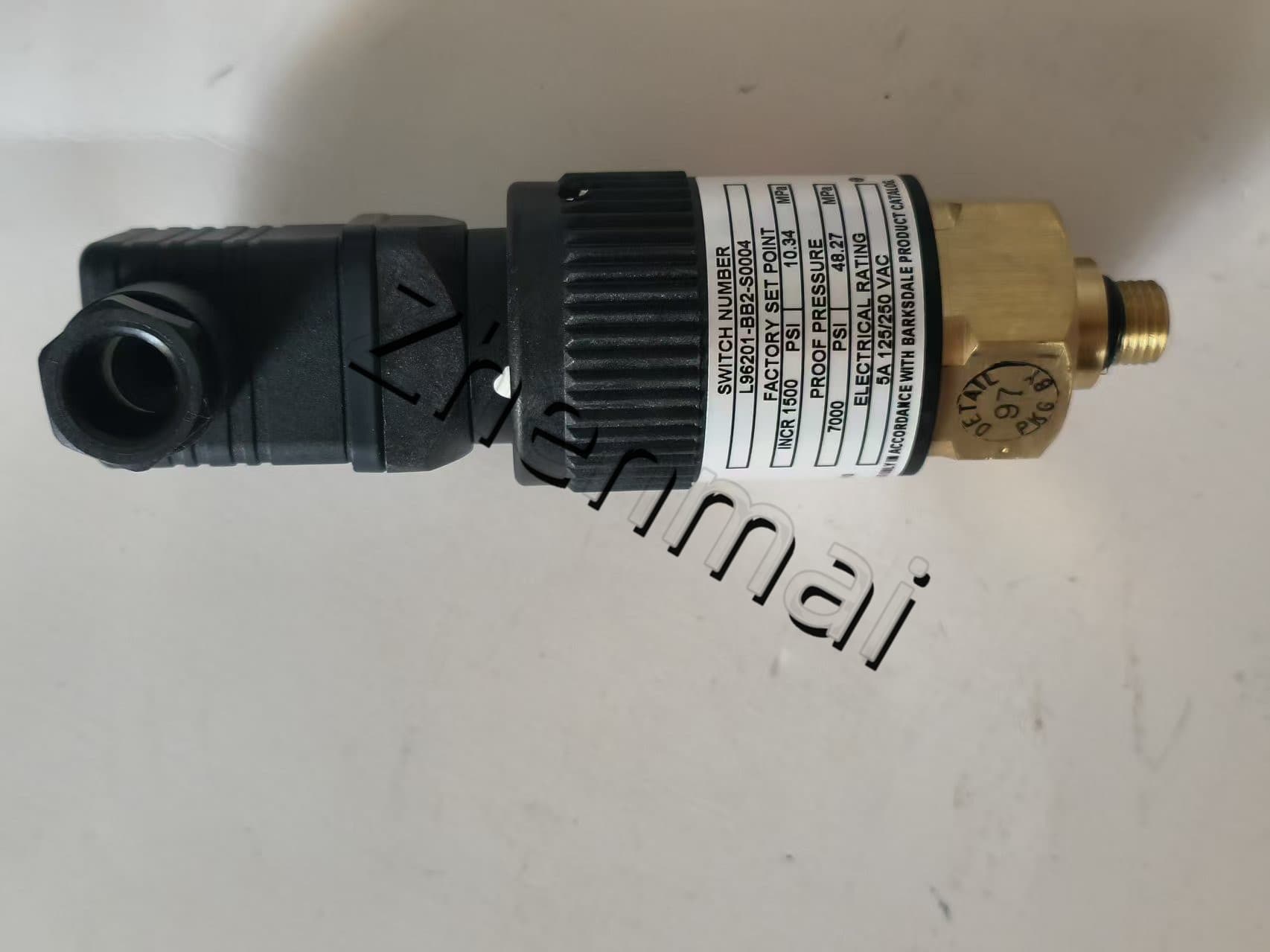 Brand New Original Barksdale L96201-BB2-S0004 Sensore di pressione Livellostato Flussostato Pressostato Spedizione veloce