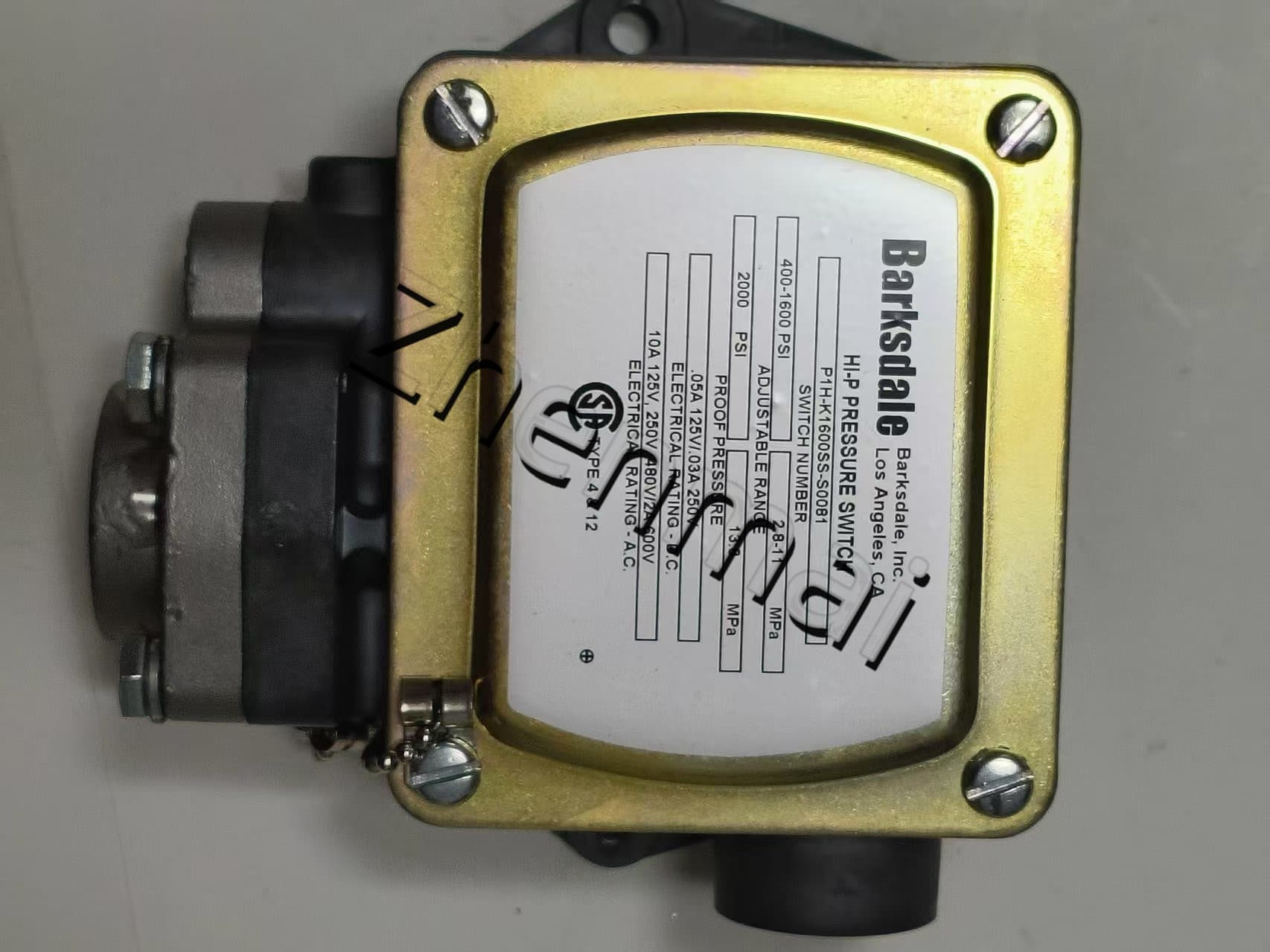 Brand New Original Barksdale P1H-K1600SS-S0081 Sensore di pressione Livellostato Flussostato Pressostato Spedizione veloce