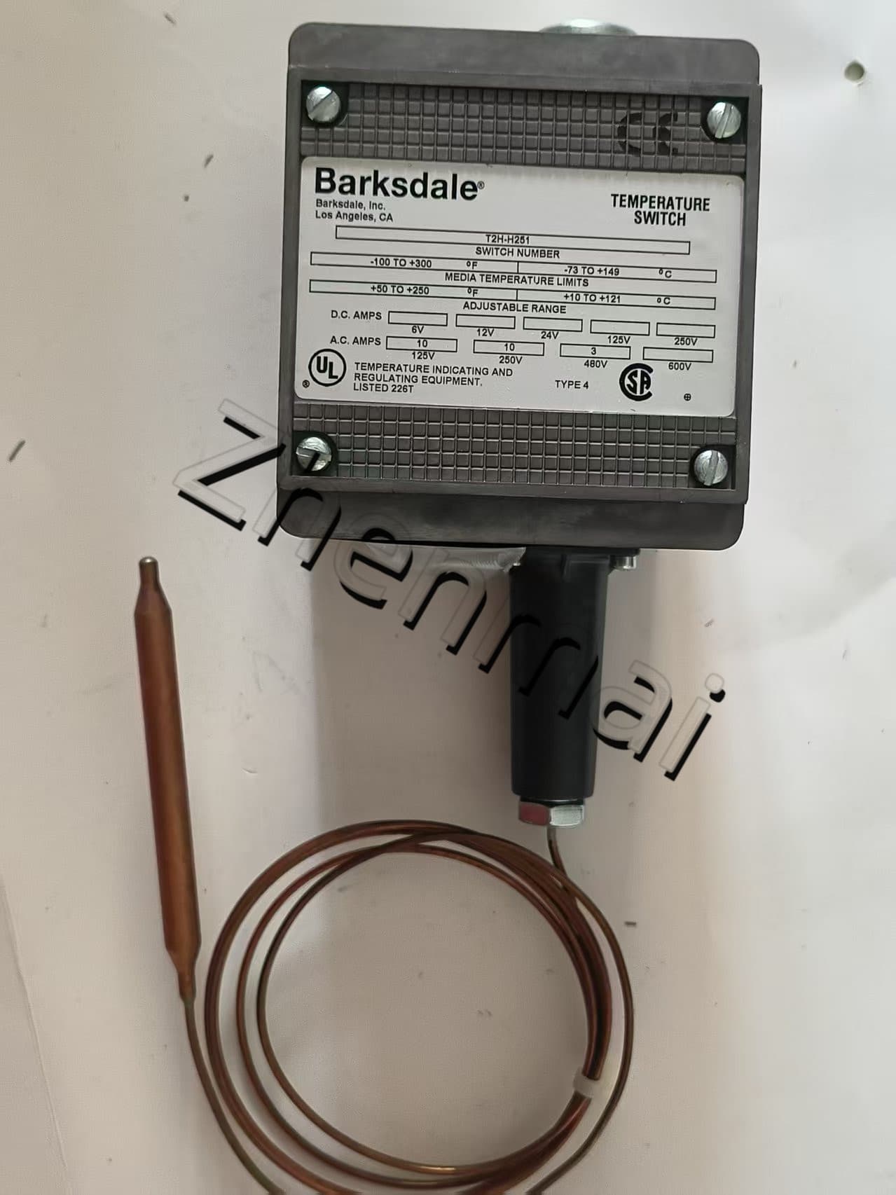 Brand New Original Barksdale T2H-H251 Sensore di pressione Livellostato Flussostato Pressostato Spedizione veloce