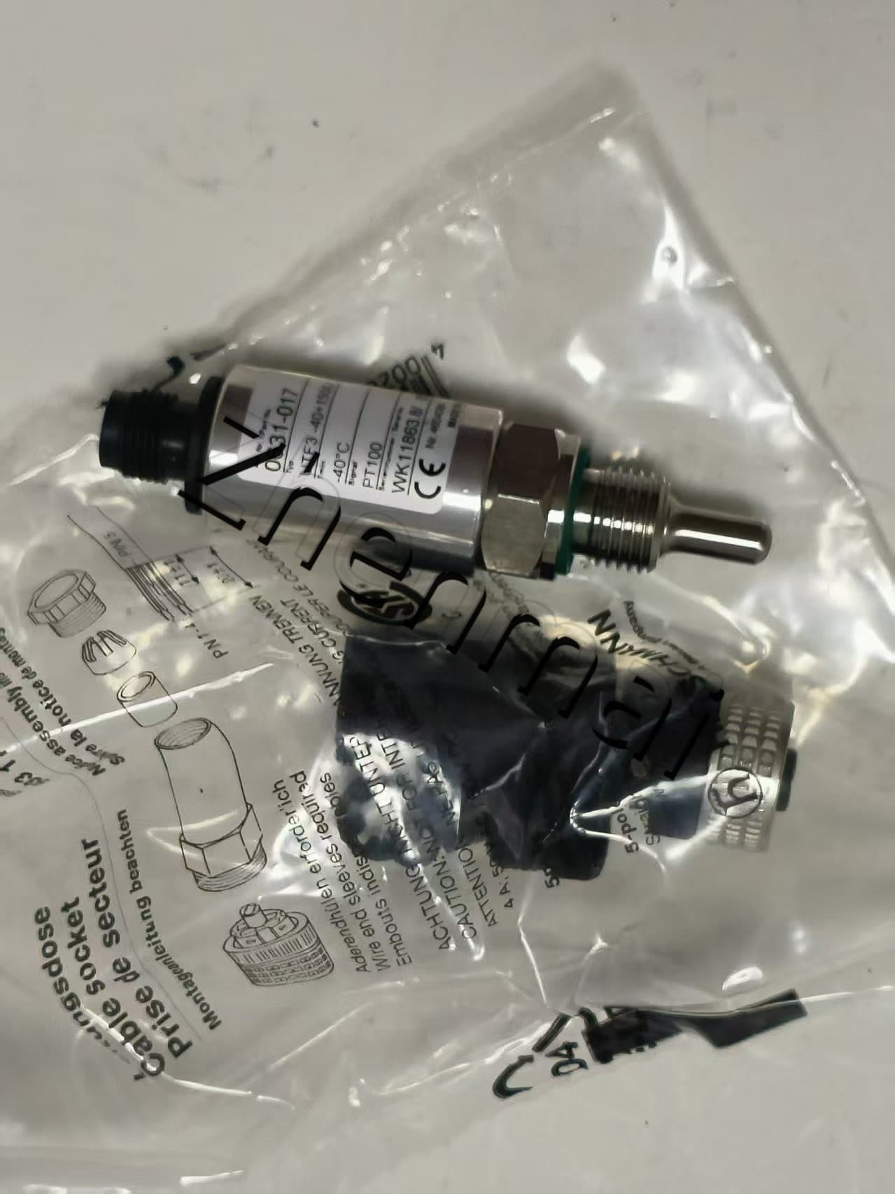 Brand New Original Barksdale UTF3-40+150/L=25mm 0631-017 Sensore di pressione Interruttore di livello Flussostato Pressostato Spedizione veloce