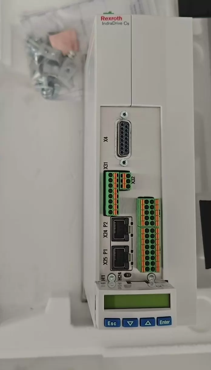 Servomotore Bosch Rexroth nuovo di zecca originale HCS01.1E-W0028-A-03-A-ET-EC-DA-NN-NN-FW Servomotore Spedizione veloce