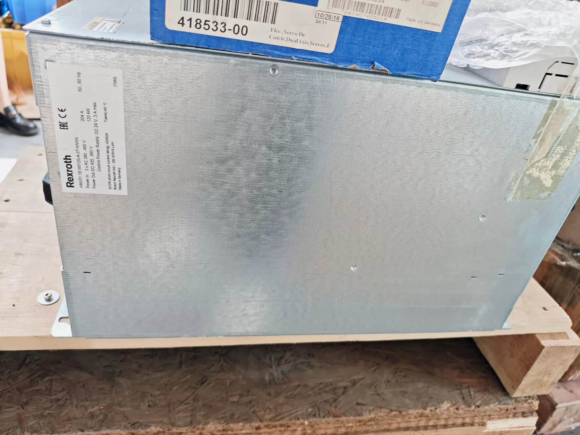 Servomotore Bosch Rexroth originale nuovo di zecca HLB01.1E-W0120-07-NNNN Servomotore Spedizione veloce