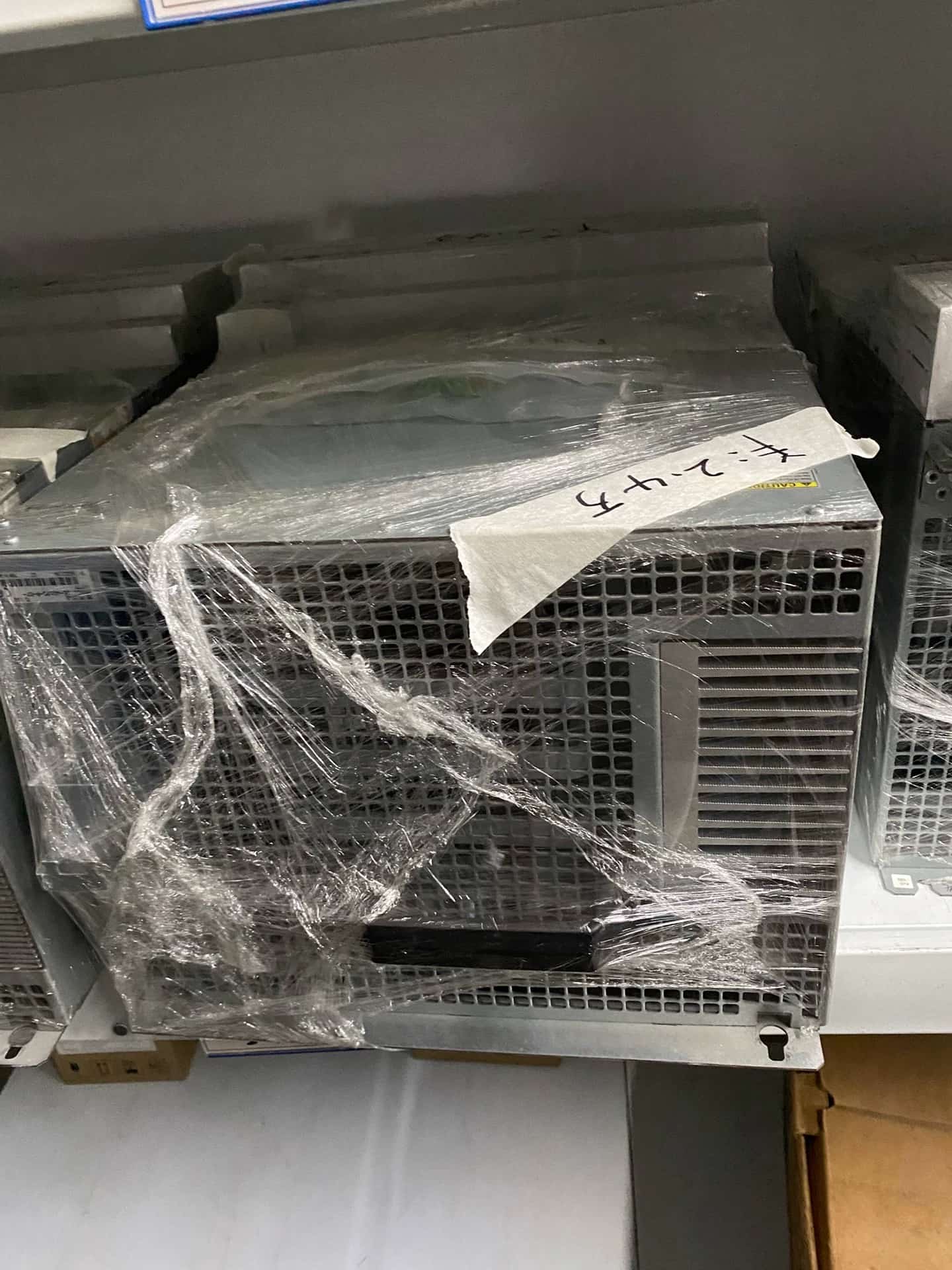 Servomotore Bosch Rexroth originale nuovo di zecca HMV01.1E-W0120-A-07-NNNN Servomotore Spedizione veloce
