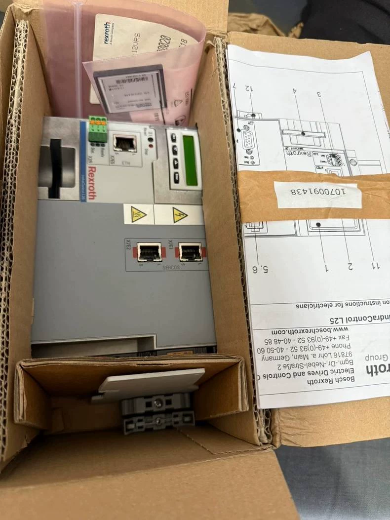 Brand New Original Bosch Rexroth Servo drive PLC Mobule PLC controller CML25.1-3N-400-NNC1-NW Servomotore Spedizione veloce