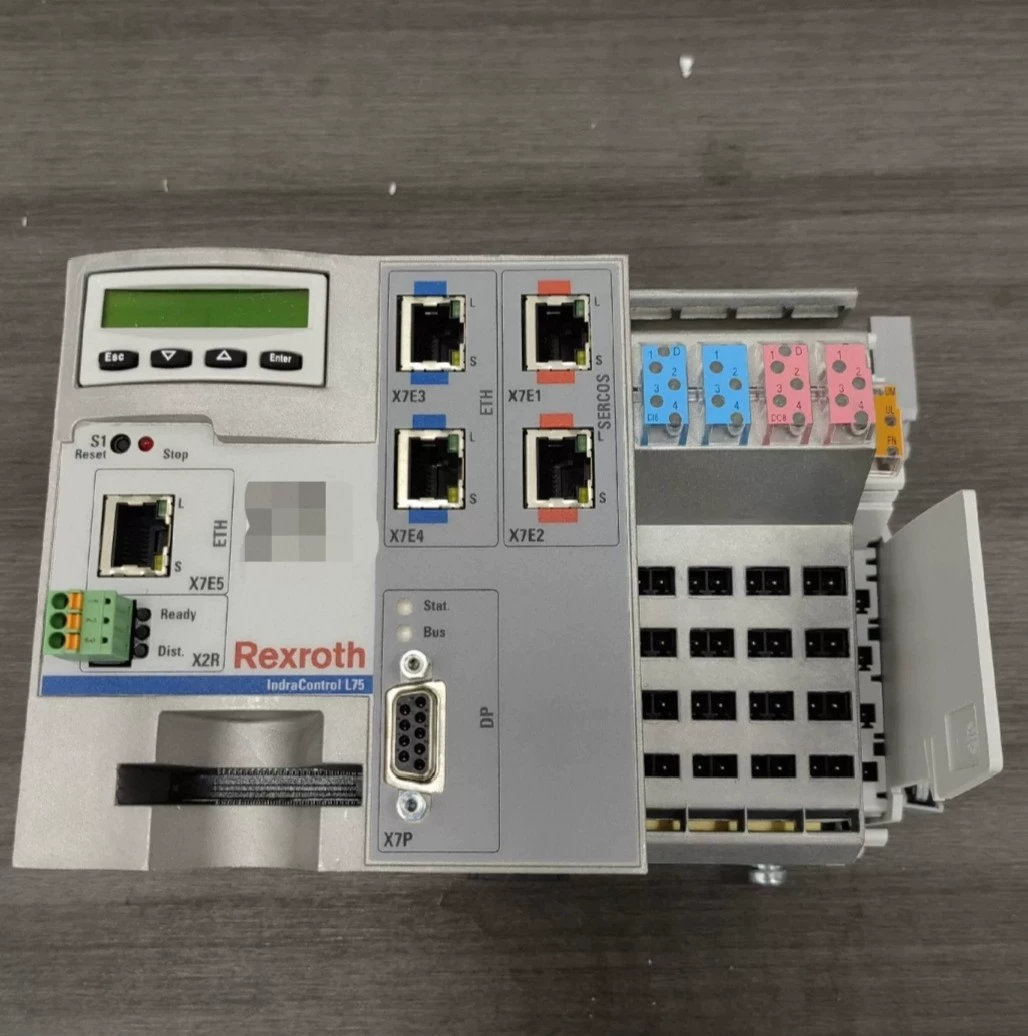 Brand New Original Bosch Rexroth Servo drive PLC Mobule PLC controller CML75.1-3P-905-NA-NNNN-NW Servomotore Spedizione veloce