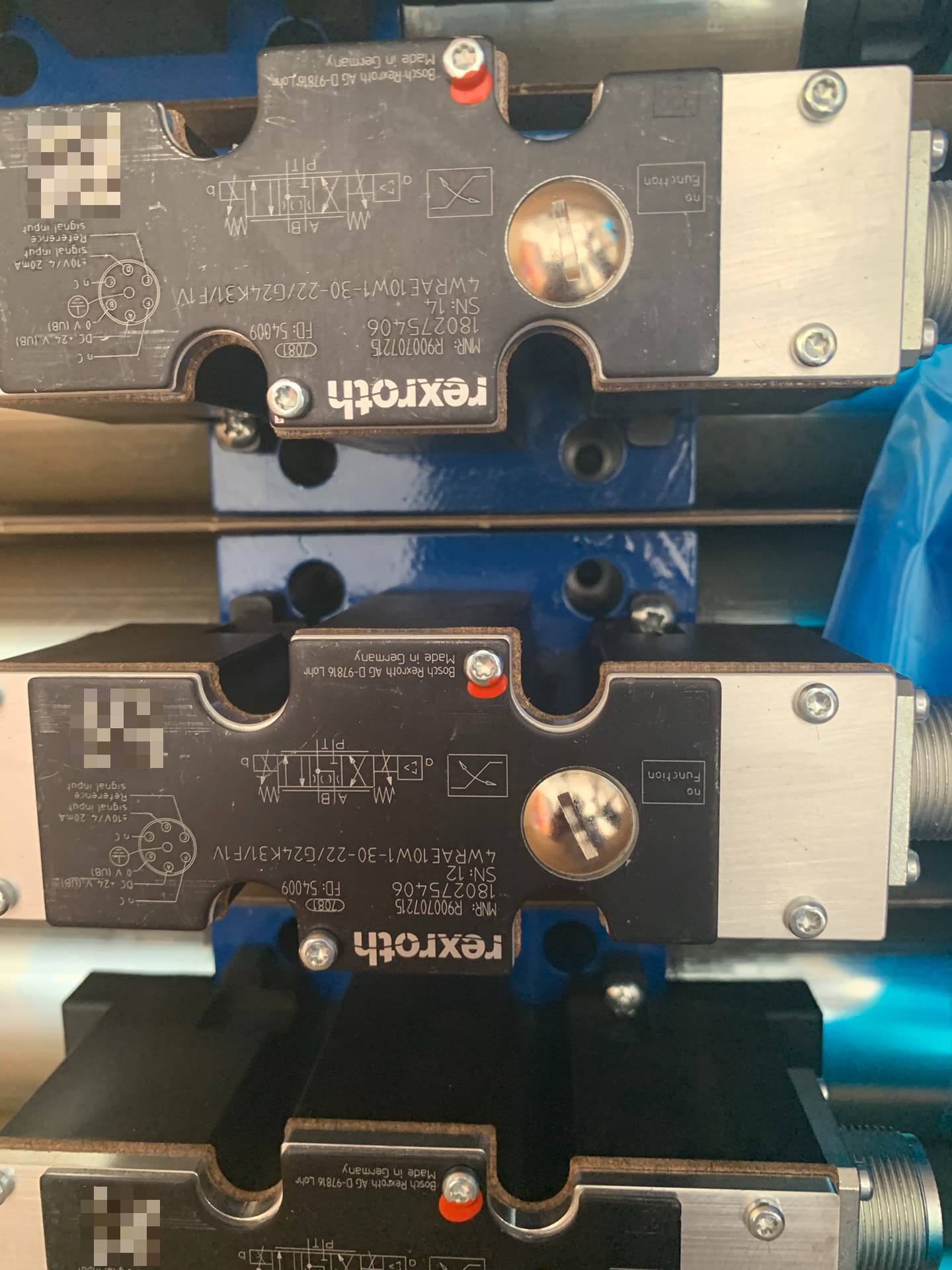 Brand New Original Bosch Rexroth Servo drive Valvola di riduzione della pressione 4WRAE10W60-2X/G24N9K31/F1V Servomotore Spedizione veloce