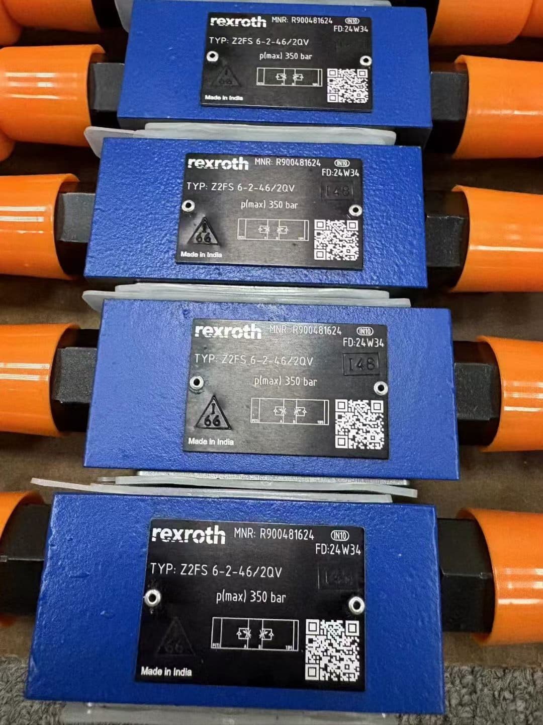 Brand New Original Bosch Rexroth Servo drive Valvola proporzionale 4WRZE16W9-150-7X/6EG24N9ETK31/F1D3M Servomotore Spedizione Veloce