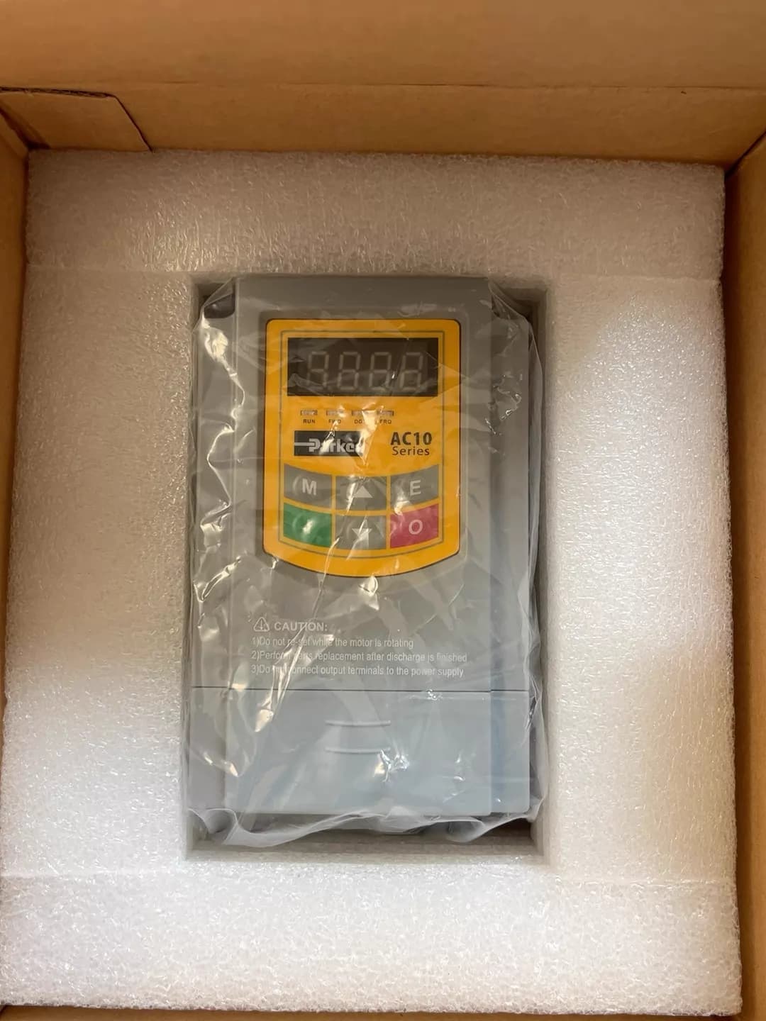 Nuovissimo originale Parker 10G-11-0045-NF Servoazionamenti azionamenti a frequenza variabile servomotori controller Spedizione veloce