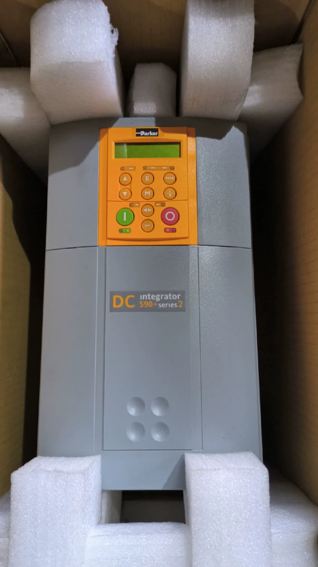 Nuovissimo originale Parker 591P-53311020-P00-U4A0 Servoazionamenti azionamenti a frequenza variabile servomotori controller Spedizione veloce