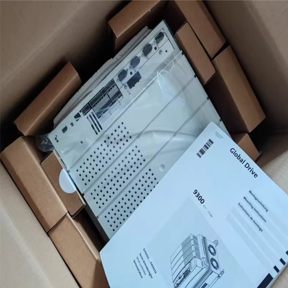 Nuovo modulo I/O industriale Lenze E82EV152-4C originale FedEx DHL spedizione veloce